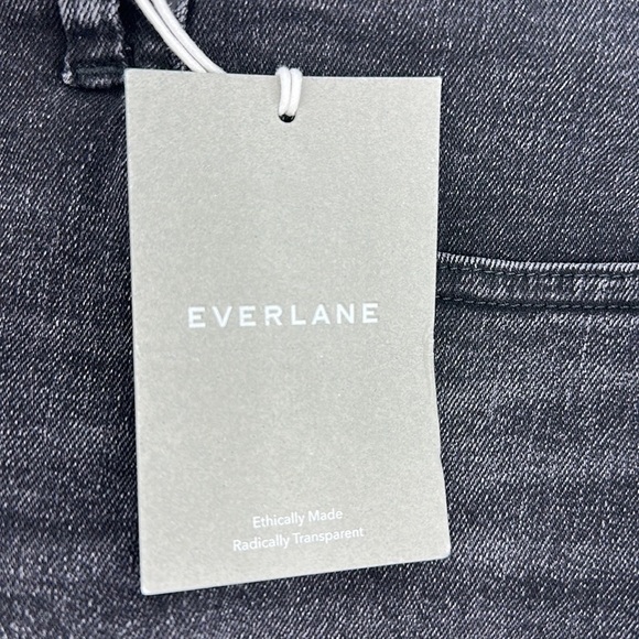 NEW EVERLANE The High-Rise Skinny Button-Fly Jean in Washed Black Size 35 Ankle - Picture 9 of 11